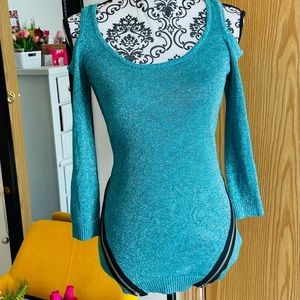 Bebe Women’s Turquoise Metallic Cold Shoulder Round Neck Zipper Sides Knit Top S